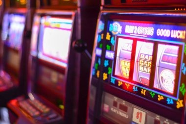 Live dealer game interface with multiple camera angles